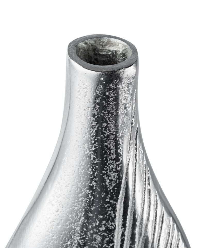 Vase-geriffelt-schmal-03 Moderne schmale Vase Silber aus Metall