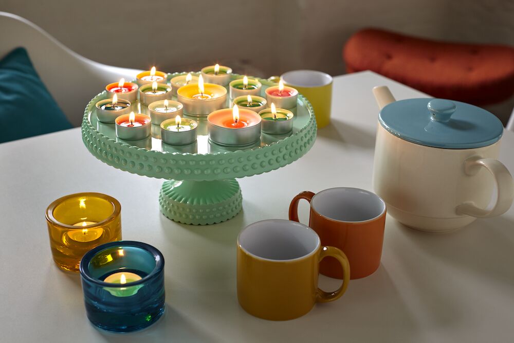 Spaas_5411708154882_0338213-401_AtmosphericPhoto_HRes_ListSearch_4 Teelichter Duft Wilde Orchidee 18 Stück