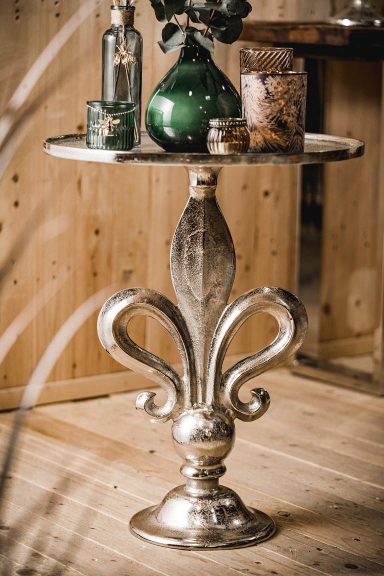 MN_Ambiente_03_05_2021-00055 Tich Beistelltisch Couchtisch Lilie Silber aus Metall