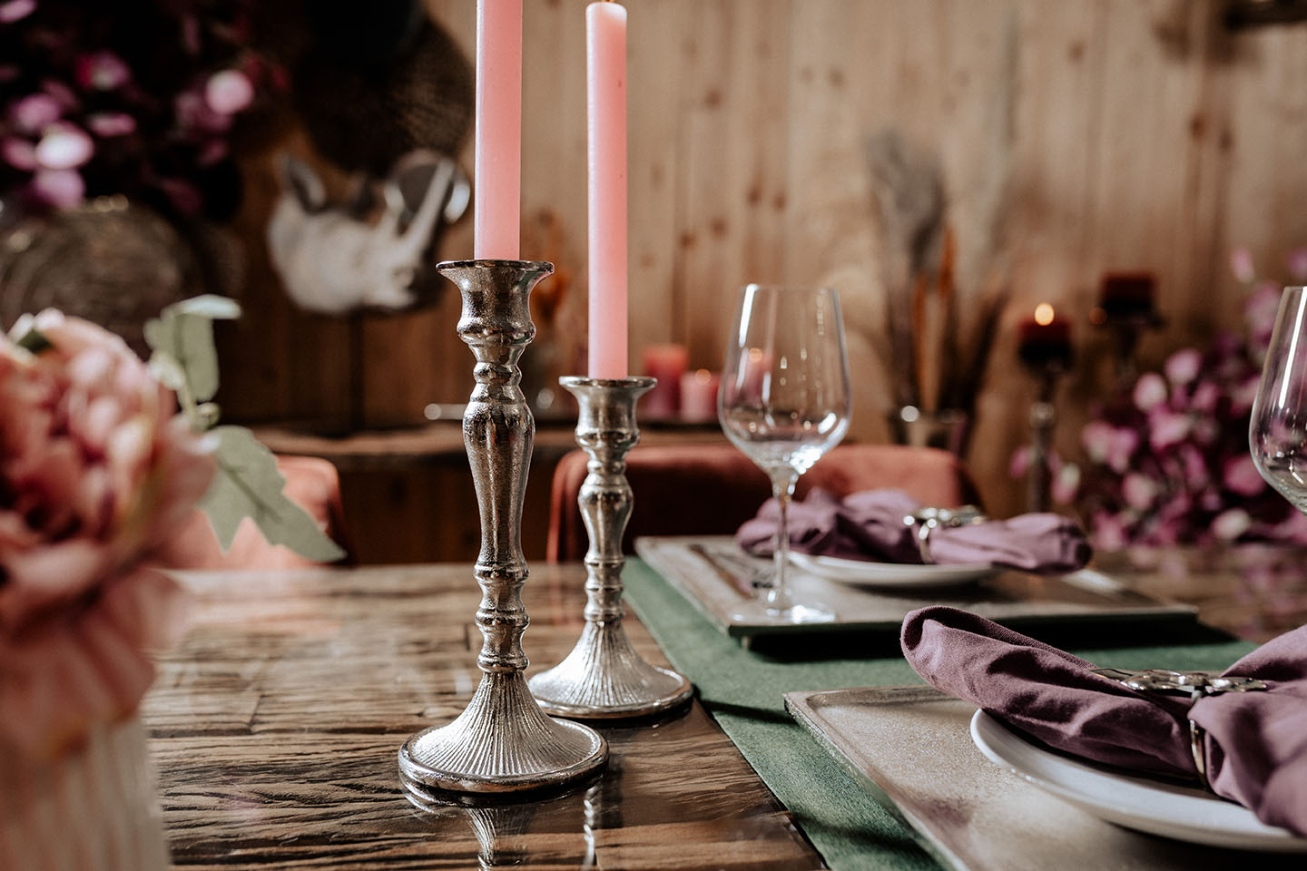 KATHRIN_BARNETZKE_Noll-19112022-Ambiente-203aaUBbUE7sH4W Kerzenständer Silber 2er Set aus Metall