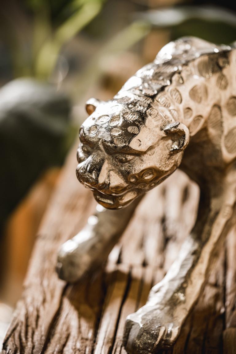Leopard Dekofigur in Silber aus Noll Michael Metall | online kaufen